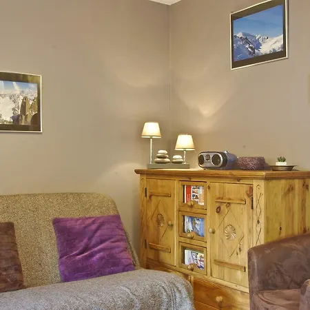 Clos Des Etoiles Apartment