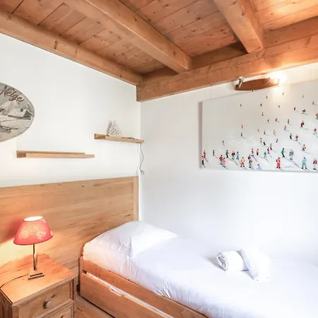 Clos Des Etoiles Apartment *
