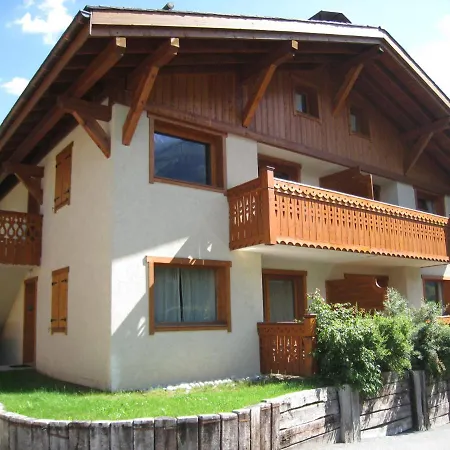 Clos Des Etoiles Apartment *
